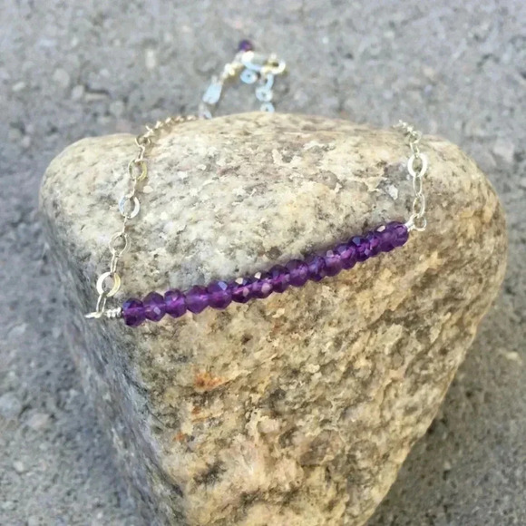 Amethyst Bar Necklace by Nature’s Splendour - Picture 2 of 3